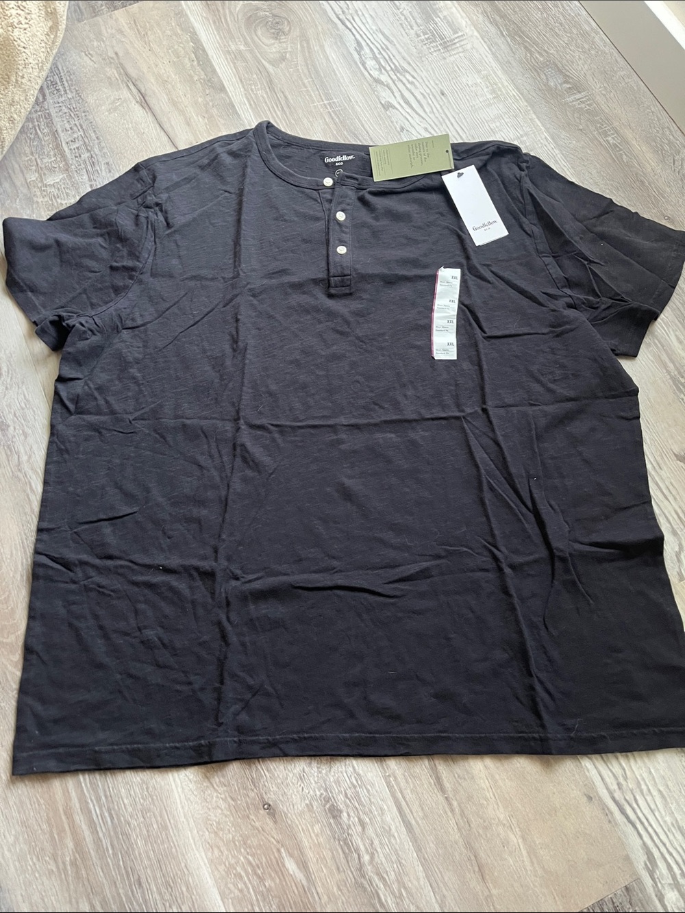 Goodfellow & Co Black Short-Sleeve Henley Tee